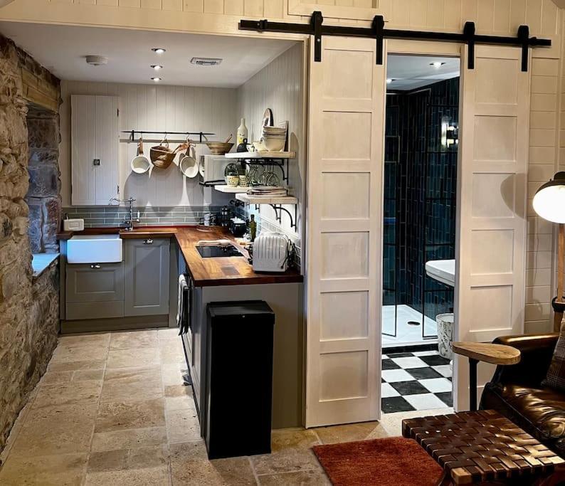 Charming Stone Bothy At Loch Lomond Villa Luss Luaran gambar